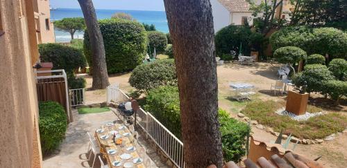 Casa Con Jard�n A 30 Metros de La Playa. At.
