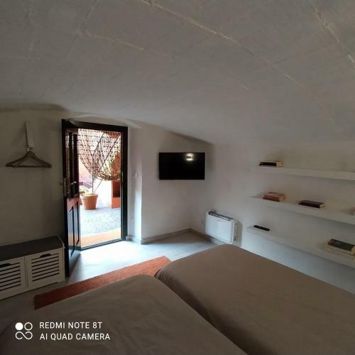 Casa De Poble Can Foraster