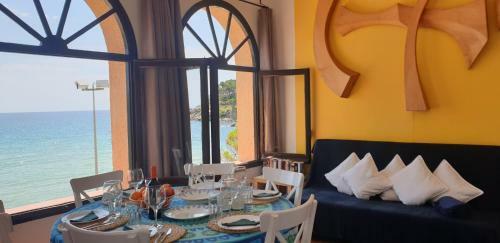 Apartamento Con Jard�n A 11 Metros de La Playa. Se.