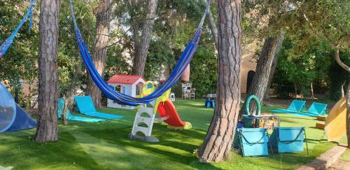 Apartamento Con Jard�n A 11 Metros de La Playa. Se.