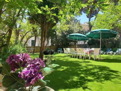 Villa Casa Con Jard�n A 45 Metros de La Playa. Es.