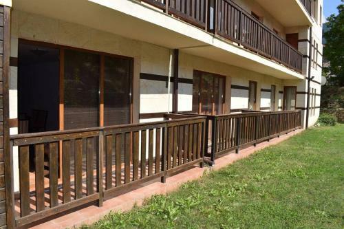 Private Apartment In Prespa