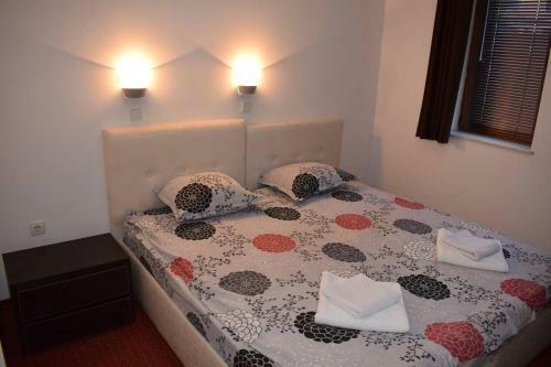 Private Apartment In Prespa