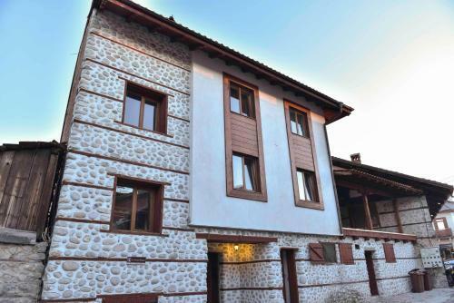Hostal Lovna Sreshta