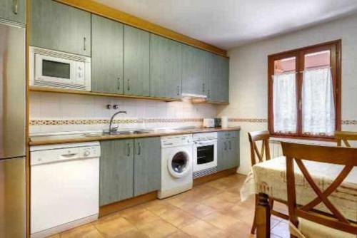 Apartamentos Caperan 2hab O Hab Familiar