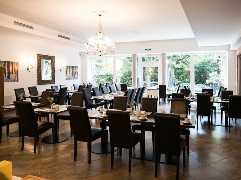 Tennis Golf Hotel H�llrigl