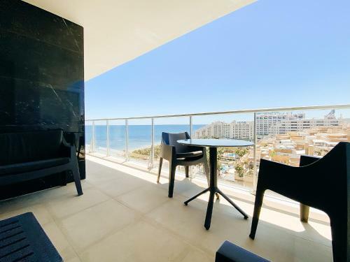 Apartamento Casa Lucero - Ivan Luxury Homes - 6�pta. - Sur - 1� Linea de Playa