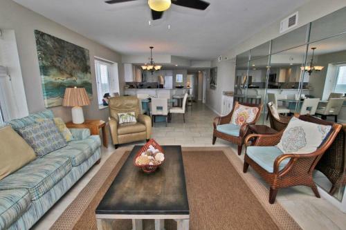 Summerchase 1108 By Youngs Suncoast