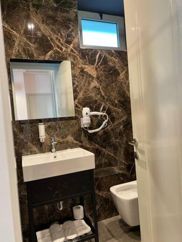 Secret Hotel,korce