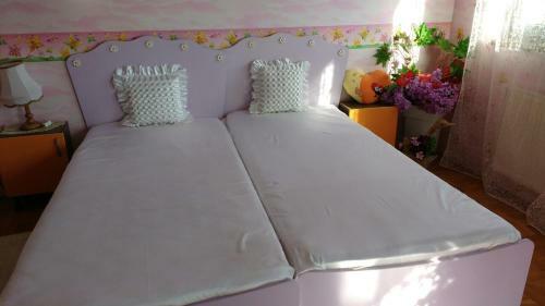 Bed & Breakfast Spacious House With Garden For A Quiet Getaway