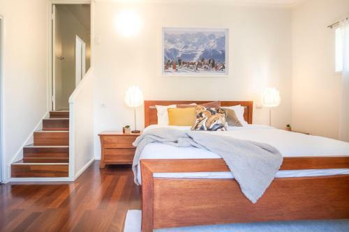 Mid-century Modern Retro Beach House Minutes To Beach