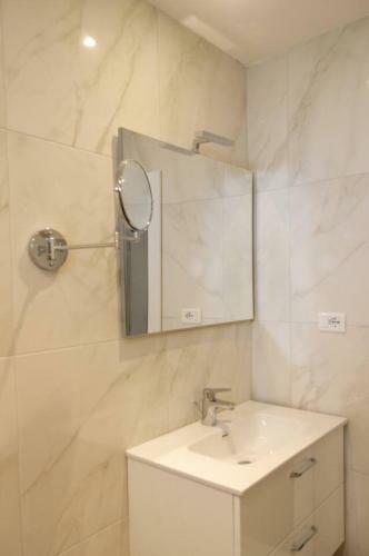 Modern Apartment In Lukove, Sarande, Albania