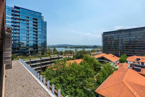 Apartamento Lake Views, Central Cbd Location//free Wifi+netflix