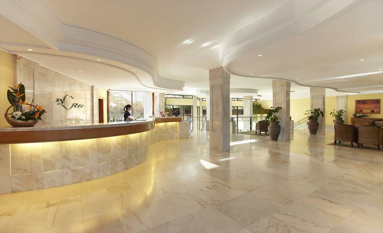 Suite Hotel Eden Mar