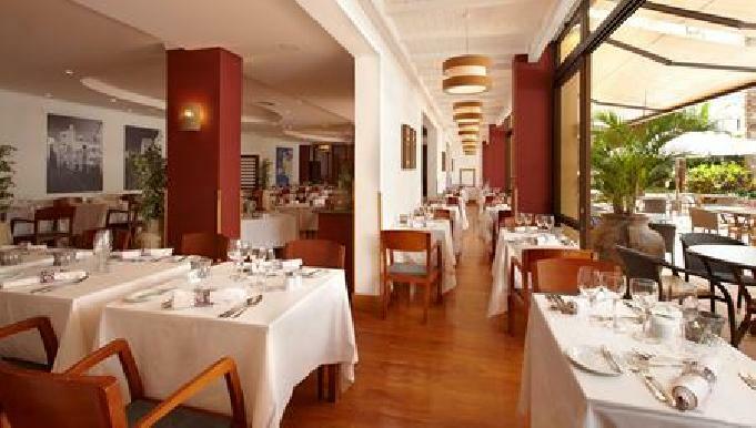 Suite Hotel Eden Mar