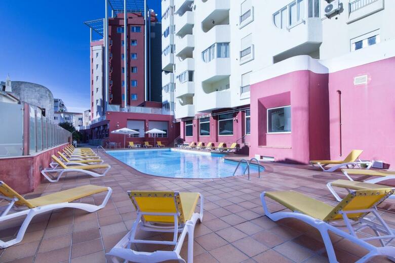 Hotel Quarteira Sol