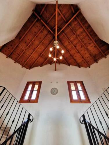 Unique Stonehouse Traditional Villa In Ayia Anna