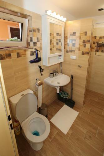 Apartamento Dome?ek Ve Dvo?e