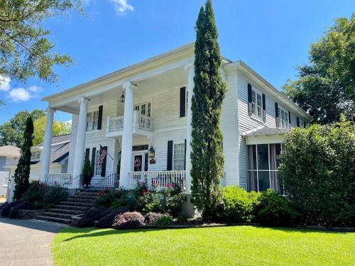 Hotel Bama Bed And Breakfast - Magnolia Family Suite