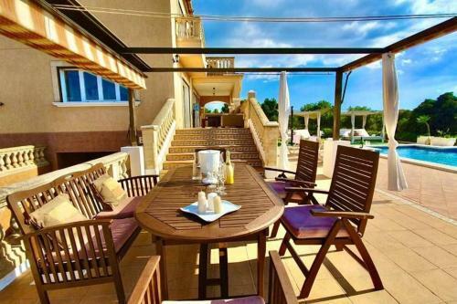 Villa Versace S�per Lujo 14 Hu�spedes + Invitados