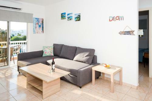 Mynapa Apartments
