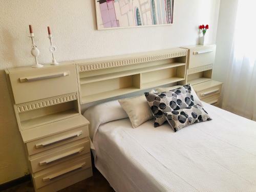 Apartamento Piso Urbano Garcia de La Cruz