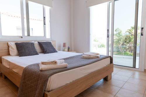 Agia Thekla Villa Ekaterina 4 Bdrm