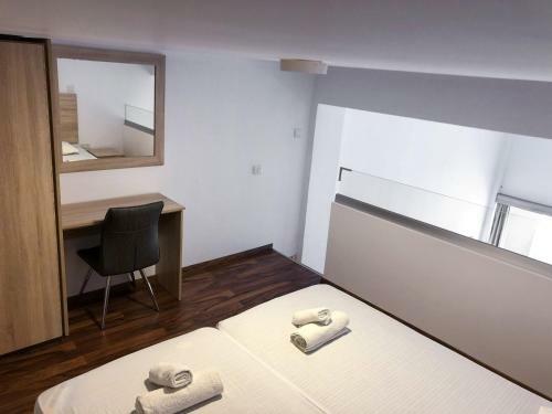 Cozy Loft Apartment 2