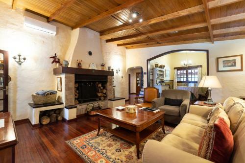Villa Rural El Poleo D&r Con Piscina Climatizada Privada Y Sol�rium