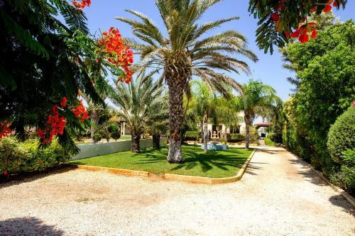 Tropical Paradise Villa