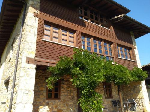 Agroturismo La Casona De Sovi�a