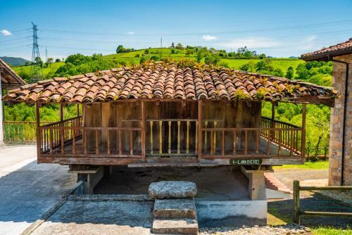 Agroturismo La Casona De Sovi�a