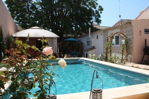 Bed & Breakfast Grande Suite II At Casa Grande Pinoso With Shared Pool