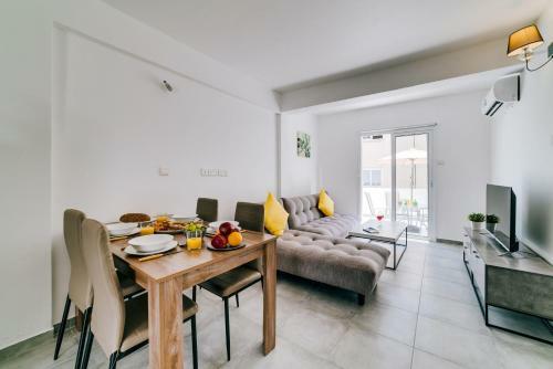 Apartment Cycy