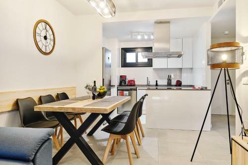 Apartment Be Happy II