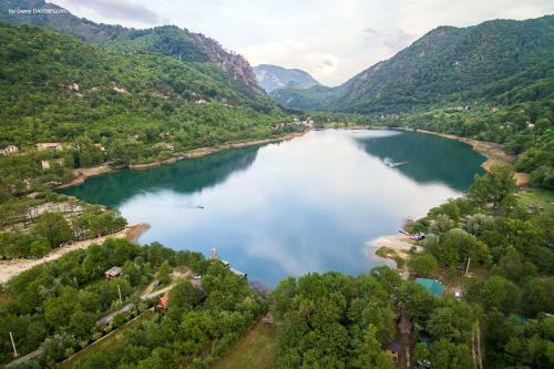Hostal Guest House Bora?ko Lake