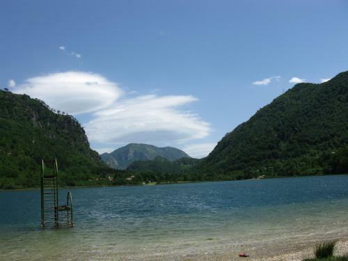 Hostal Guest House Bora?ko Lake