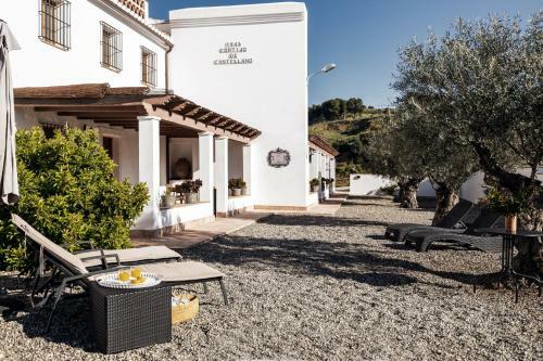 Casa Grande / Rosas Cantares