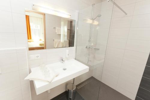 Bed & Breakfast Hotel Garni Gletschertor