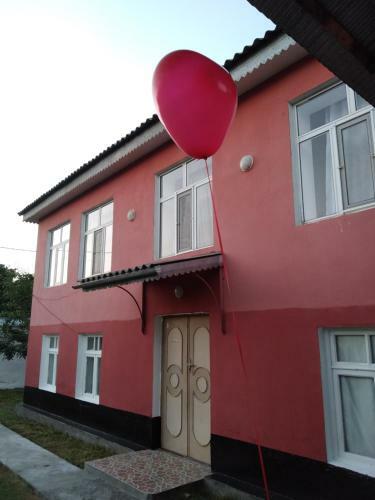 Hostal Comfort House With Large Yard