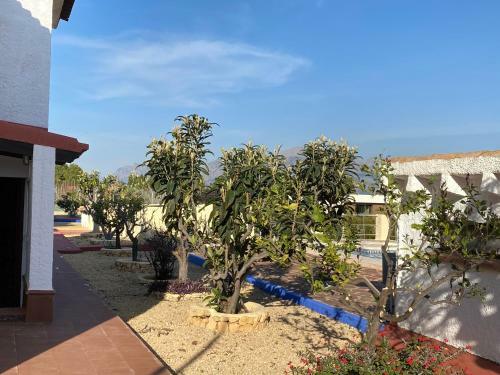 Espectacular Villa En La Nuc�a. Privacidad Total.
