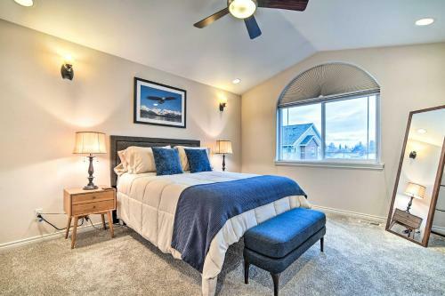 Sleek Escape With Balcony Less Than 1 Mi To 5th Avenue!