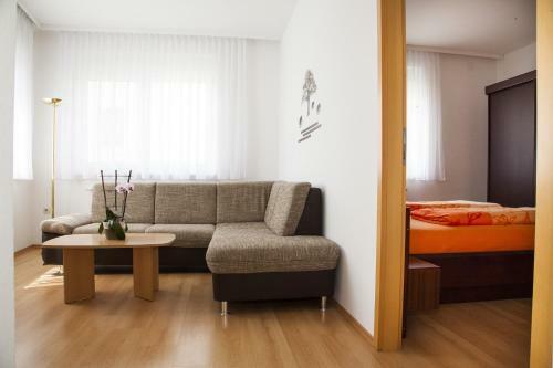 Apartamentos Apetlon'er - Heurigerpensionboehm