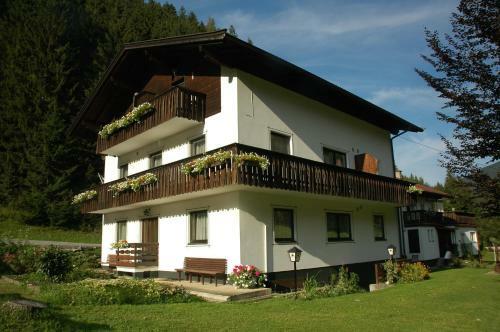 Hostal Adlerhorst