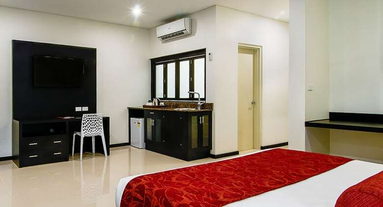 Tanoa Waterfront Hotel