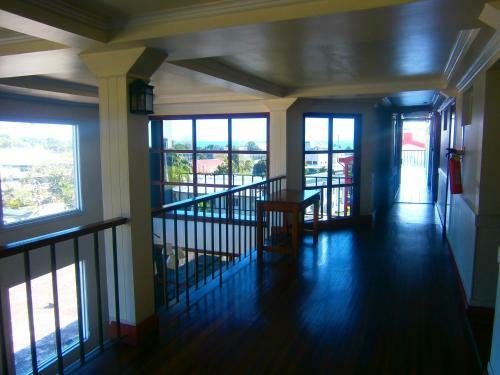Southern Cross Hotel