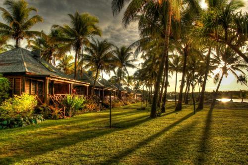 Hotel Club Fiji Resort