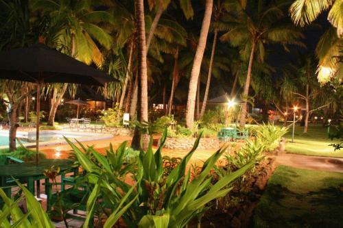 Hotel Club Fiji Resort