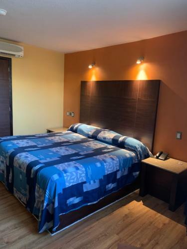 Hotel Emperador de Queretaro