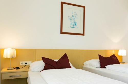 Hostal Kaplan Am Kurpark